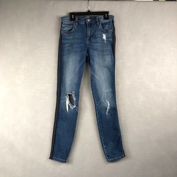 BP. 5-Pocket Distressed Mid-Rise Skinny Jeans Size 26 - Picture 1 of 7